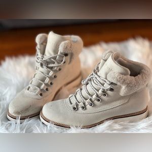 Cole Haan Gray Hiking Snow Boots SZ 9.5